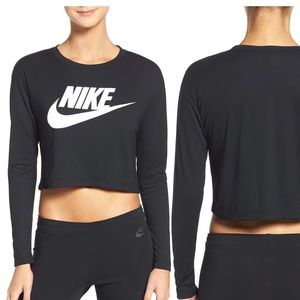 Nike Crop top- long sleeve-  XS black